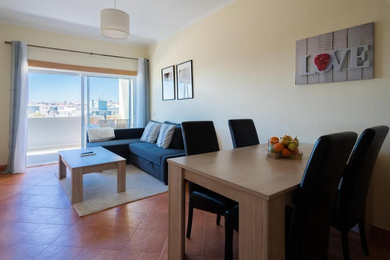1 Bedroom Large Balcony Oceanview & Bbq In Meia Praia Lagos Apartment